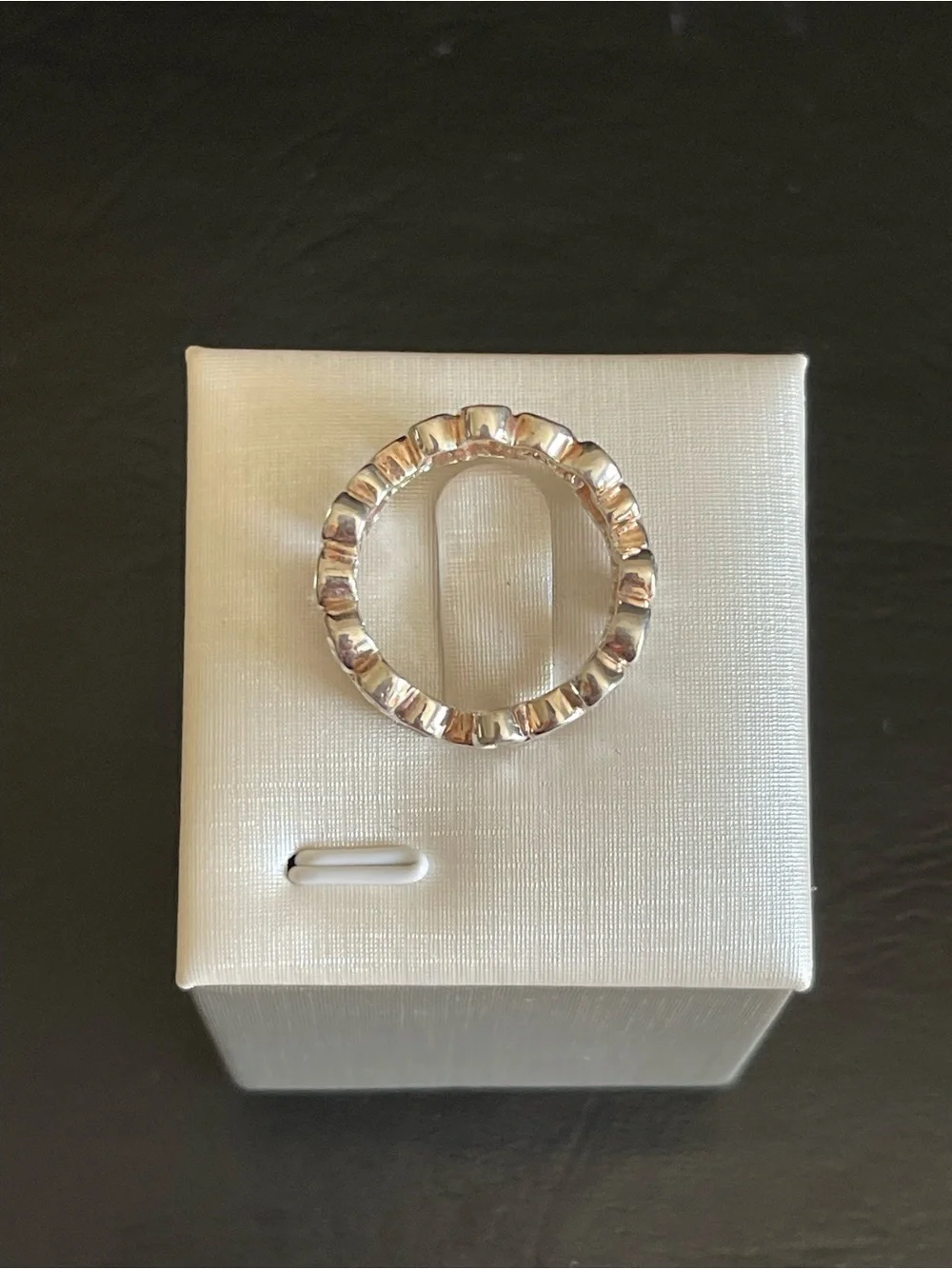 925 sterling Silver Cubic Zirconia Bubble Band Ring .